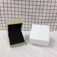 [LOVE LUCKY] VA CLOVER BOX GIFT BAG